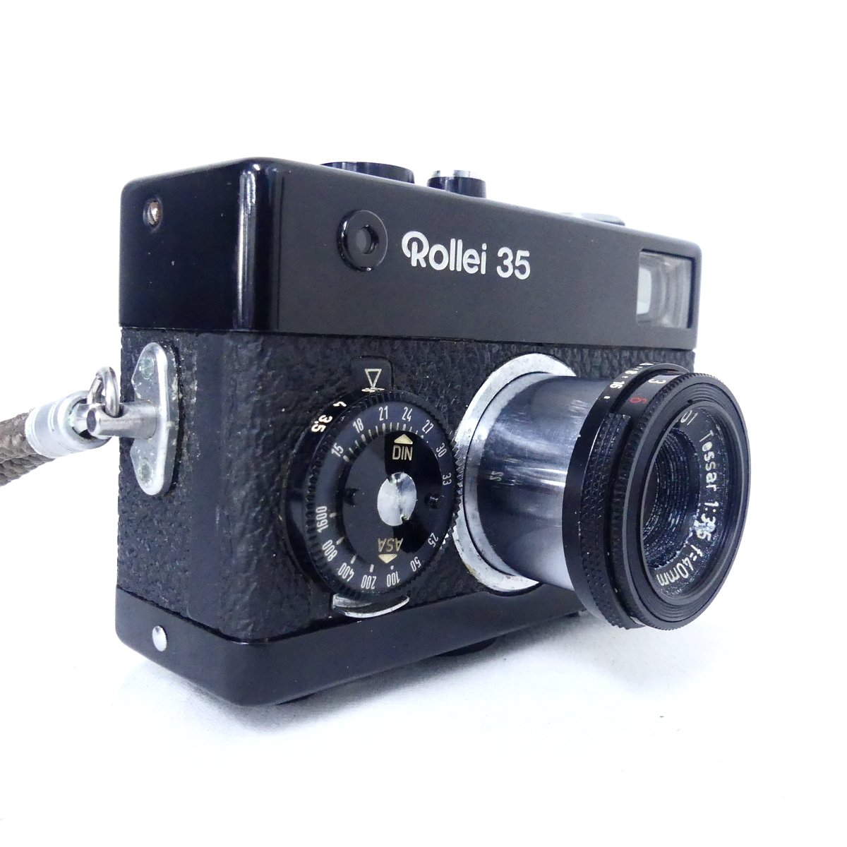 Rollei 35 35mm caméra. 1967-1975. (Singapore). Tessar 3.5