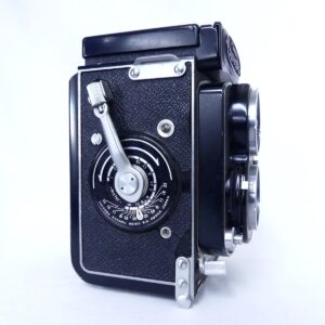 Minolta AUTOCORD 二眼レフカメラの側面とレンズ部