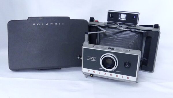POLAROID AUTOMATIC 340 LAND CAMERA 現状品を買取しました｜折りたたみ式インスタントカメラ