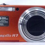 RICOH Caplio R7 レッド系 デジタルカメラ 本体のみ現状品を買取しました