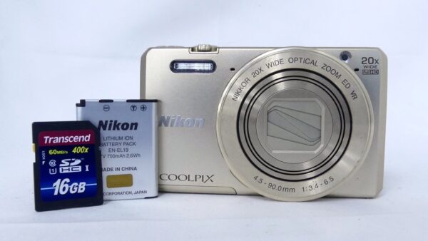 Nikon COOLPIX S7000を買取しました｜光学20倍ズーム搭載コンパクトデジタルカメラ