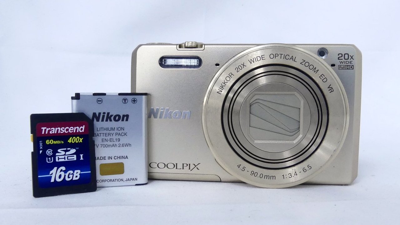 Nikon COOLPIX S7000デジタルカメラ美品 箱,ケース・付属品完備 Nikon COOLPIX S7000を買取しました｜光学20倍ズーム搭載コンパクト