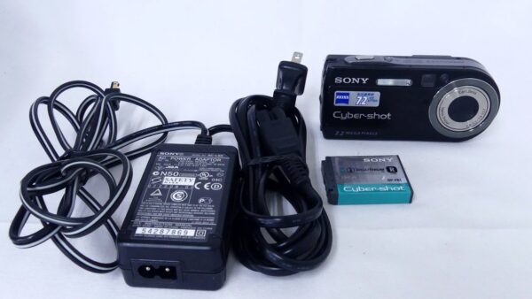 SONY Cyber-shot DSC-P150 ブラックを買取しました｜Carl Zeiss 3倍ズーム搭載の7.2MPコンパクトデジタルカメラ