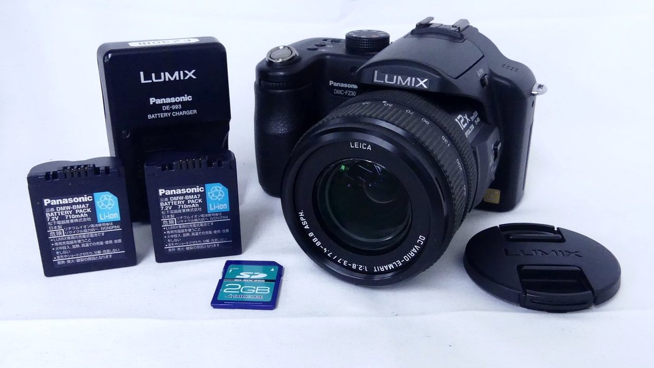 Panasonic LUMIX DMC-FZ30 動作確認済 Panasonic LUMIX DMC-FZ30を買取しました｜12倍ズーム搭載CCDデジタル